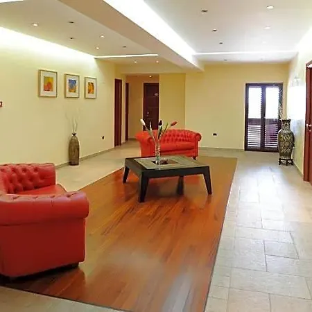 Santa Lucia 3*
